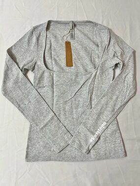 SKIMS Cotton Jersey Scoop Neck Long Sleeve Top T-shirt Light Heather Grey